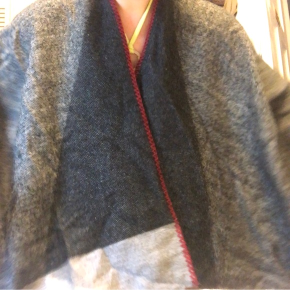 Roots blanket shawl O/S - Picture 5 of 8